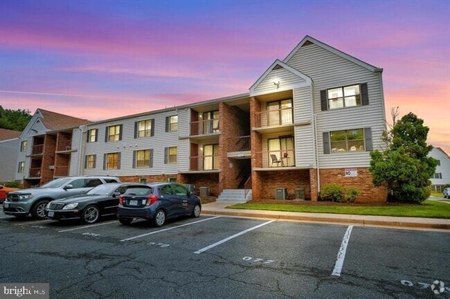 Building Photo - 100 Buckingham Ln Rental