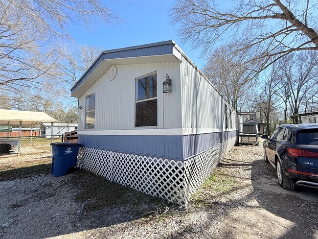 Photo - 23516 Patricia Ln