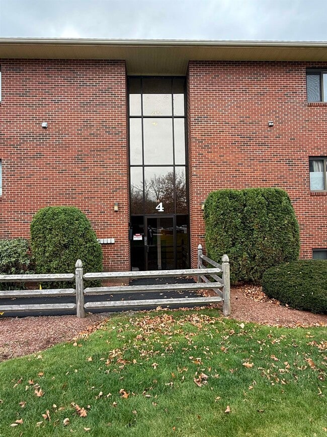 Photo - 425 Abbott Farm Ln