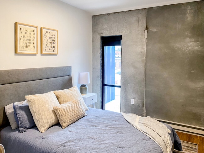 Urbane 1220