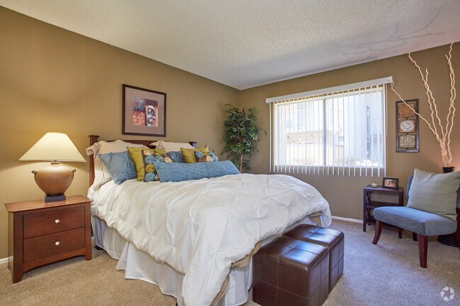 1BR, 1BA - 822 - SF