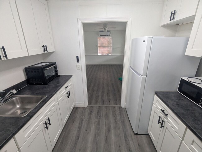 Photo - 1513 Akron Dr Unit 1