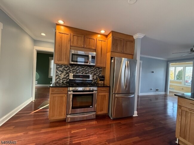 Photo - 40 W Shore Rd