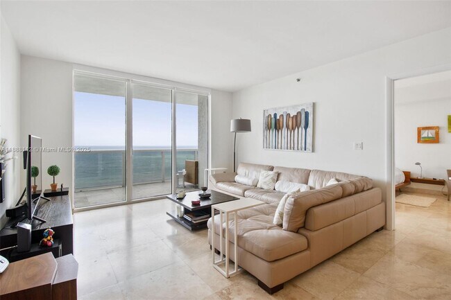Photo - 1800 S Ocean Dr Unidad 2402