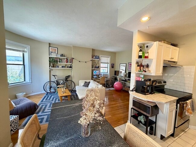 Photo - 40 St Botolph St Unit 34