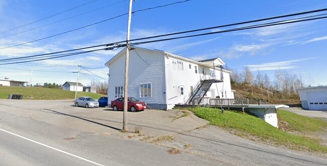 Building Photo - 111 St André Rd Unit 4