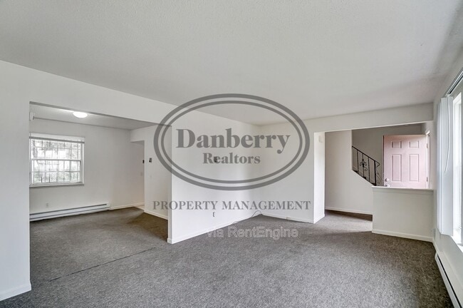 Photo - 1006 Ranch Dr Unidad 1