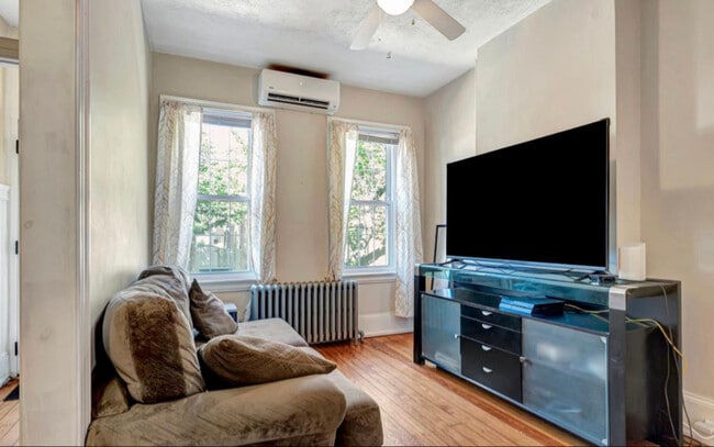 Photo - 1230 Tatnall St