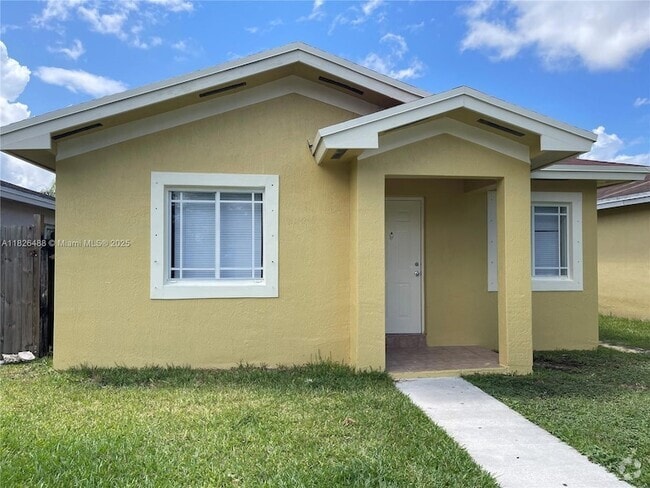 Building Photo - 926 SW 8th Pl Rental
