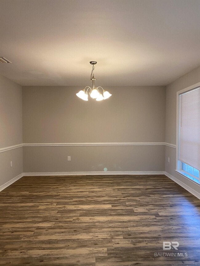 Photo - 25695 Argonne Dr