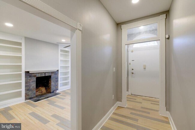 Photo - 1393 F St NE