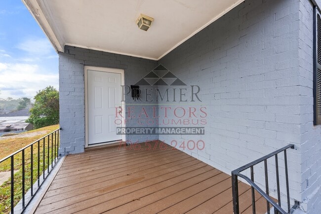 Photo - 3322 10th St