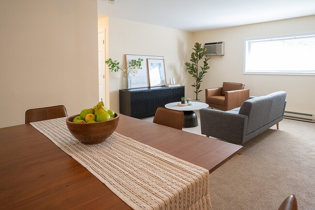 Living Area - Norris Hills