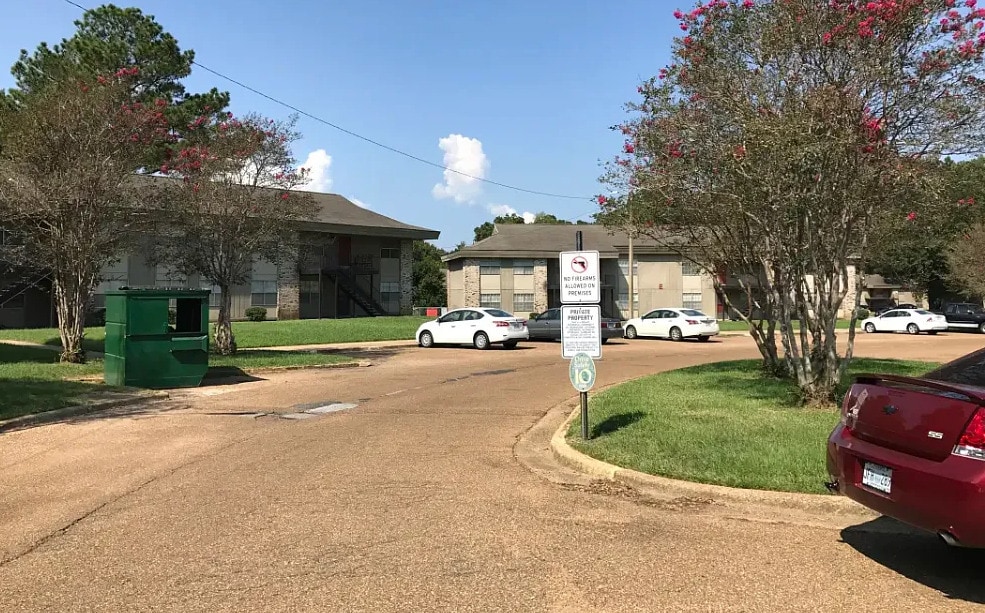 Photo - Riverbreeze Manor Apartments