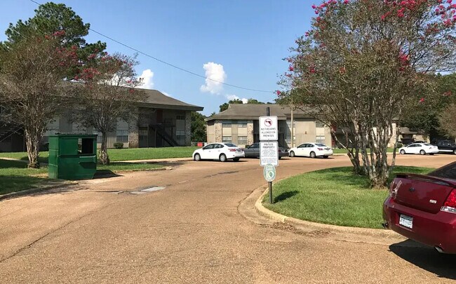 Riverbreeze Manor Apartments