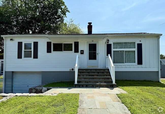 Building Photo - 10 Norvel Rd Rental