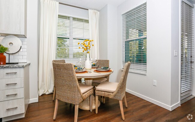 Photo - Bell Trelago