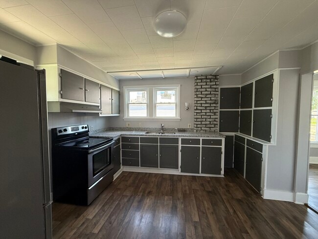 Photo - 86 17th St NW