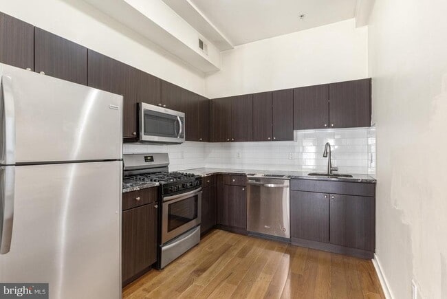 Photo - 2031 S Juniper St Unidad 204