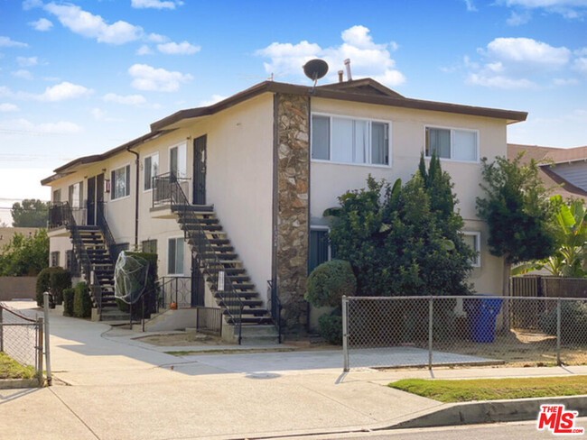 Photo - 1324 W 36th St Condo