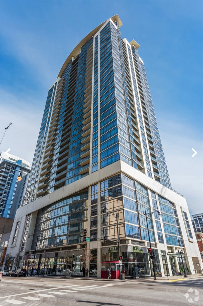 Building Photo - 100 E 14th St Rental