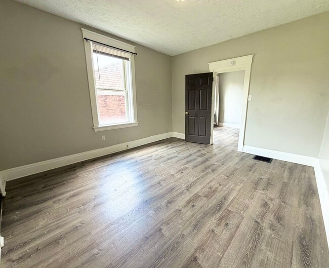Photo - 3055 Mathers St Unit 1