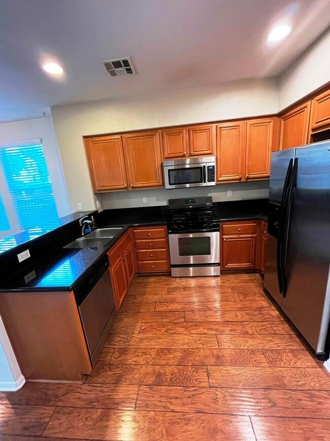 Photo - 4300 Newton Ave