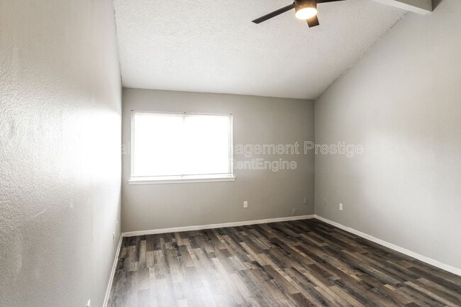 Photo - 2256 Gemini St