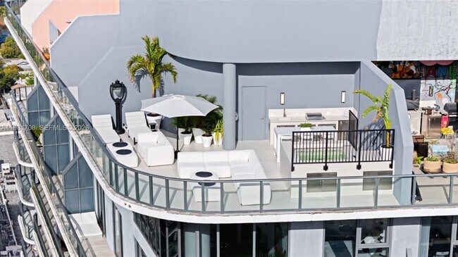 Photo - 121 NE 34th St Unit PH3204