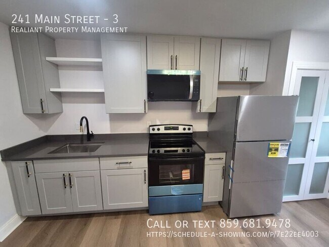 Photo - 241 Main St Unit 3