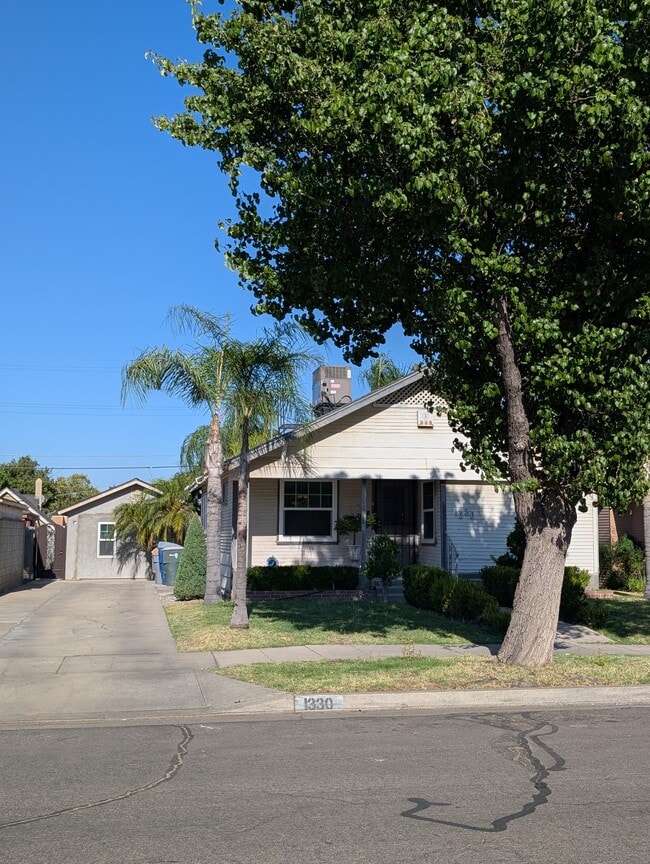 Photo - 1330 N Arthur Ave