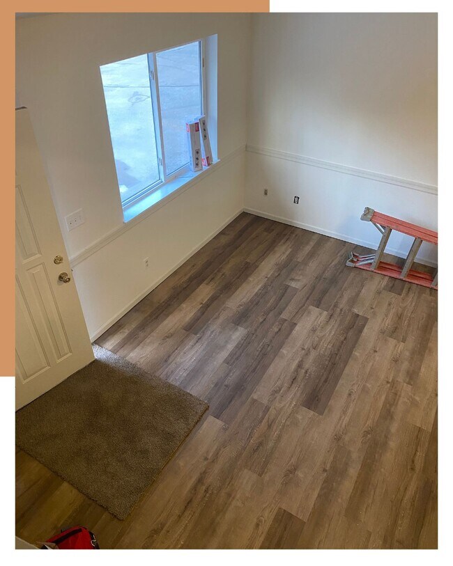 Photo - 1602 Radcliffe Dr