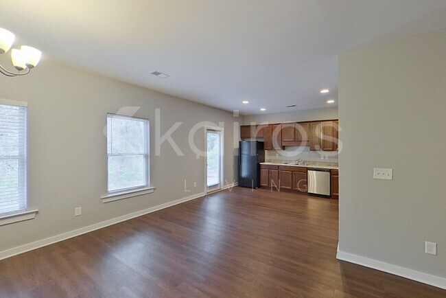 Photo - 213 Birch Ave