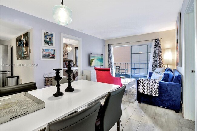 Photo - 2600 Collins Ave Unit 204