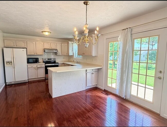 Photo - 611 Buttercup Dr