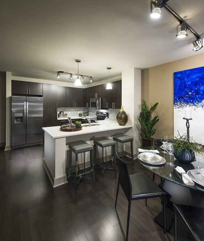 Photo - 121 Seaport Blvd Unidad 01