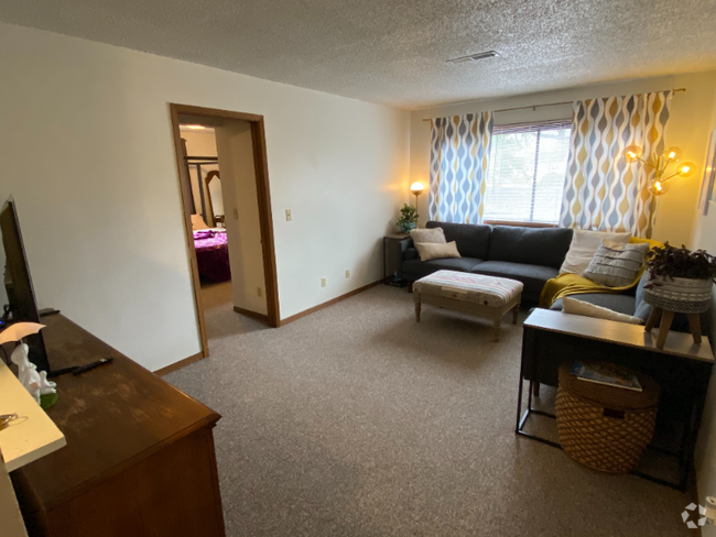 Building Photo - 365 Ellis Ave Unit Apt 12