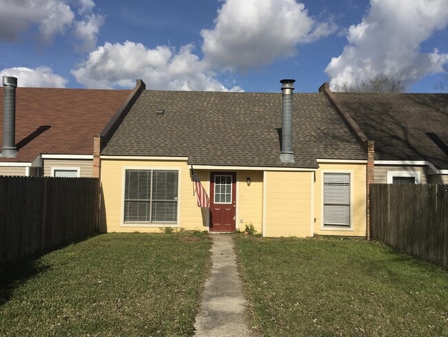 Photo - 8734 Pecan Tree Dr Townhome