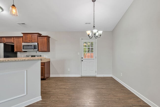 Photo - 258 Breakwater Dr