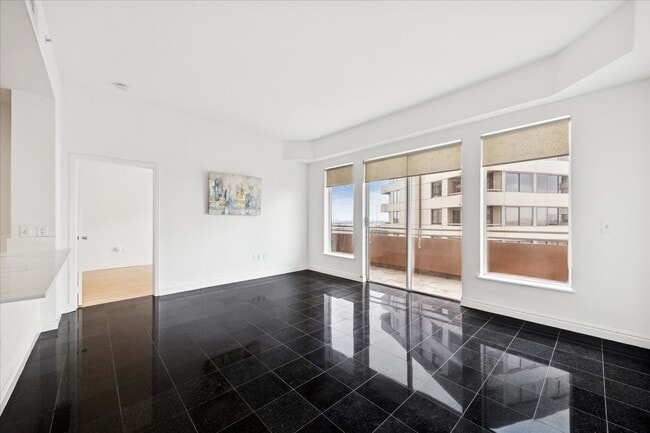 Photo - 3505 Sage Rd Unidad 1106