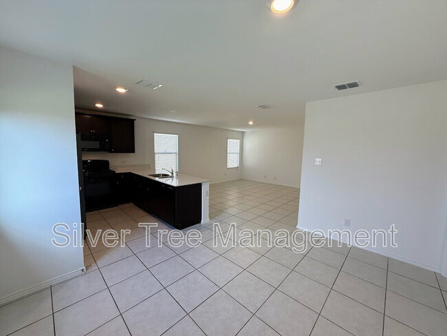 Photo - 336 Ranchito Pass