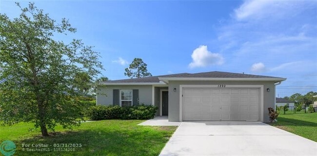 Photo - 1292 SW Lawndale Ave House