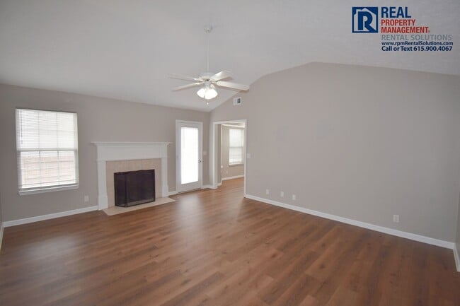 Photo - Adorable 3-bedroom home in Murfreesboro on a corner lot! Attached garage and washer and dryer hoo...