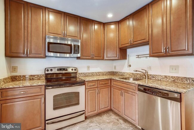 Photo - 510 Colecroft Ct