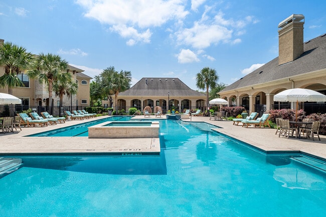 Photo - Cortland Lakemont