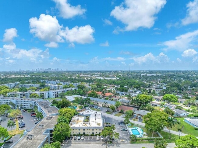 Photo - 1720 NW 37th St