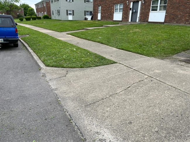 Photo - 3531 Otterbein Ave Unidad B