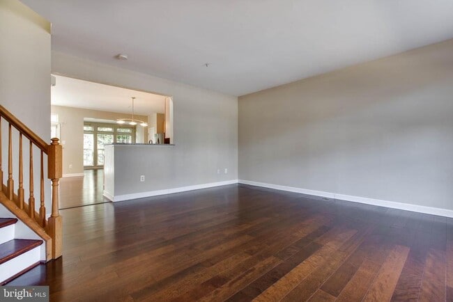 Photo - 2206 Barnet Ct