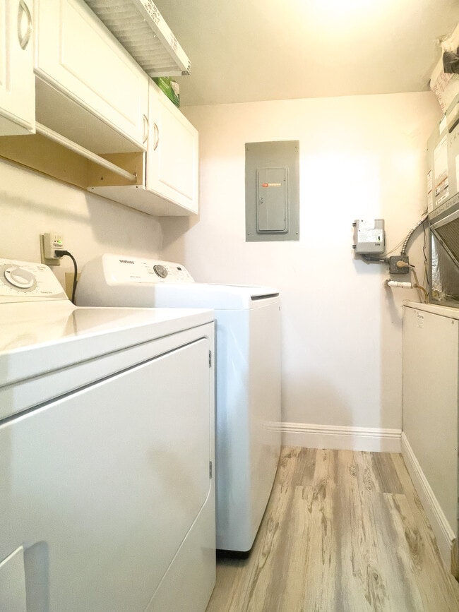 Photo - 340 Knotty Pine Cir Unidad B2