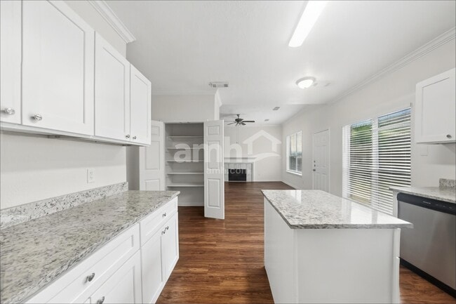 14614 Twisted Pecan Ct